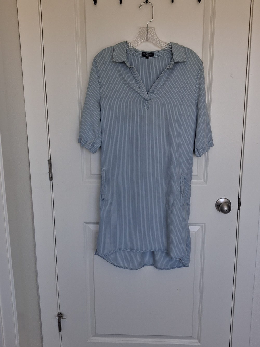 Velvet Heart Striped Split V-Neck Tunic Shirt Dress - Small